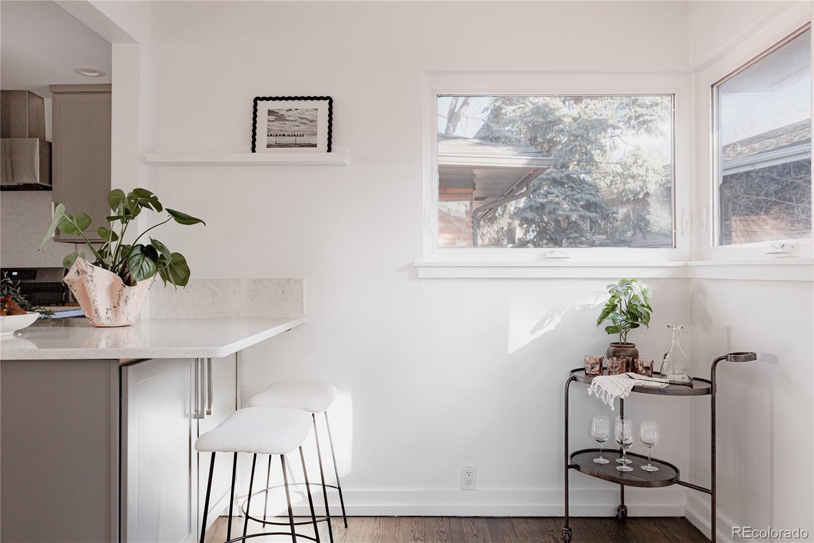 MLS Image #13 for 5540 e 4th avenue,denver, Colorado
