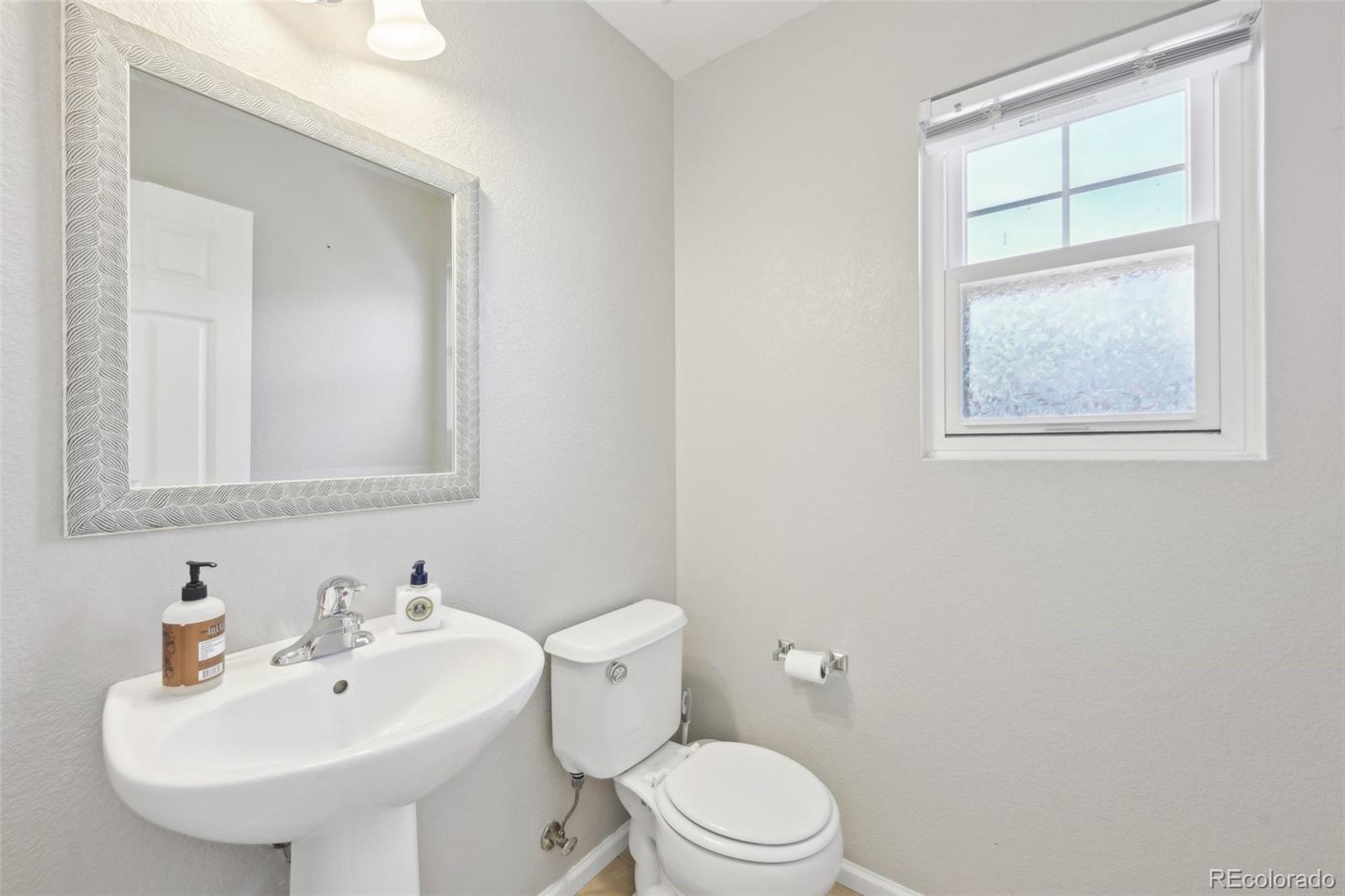 MLS Image #33 for 2490 s jebel way,aurora, Colorado