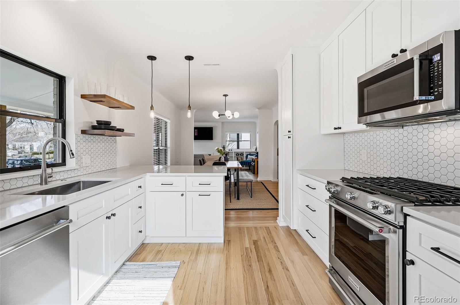 MLS Image #15 for 1120  grape street,denver, Colorado