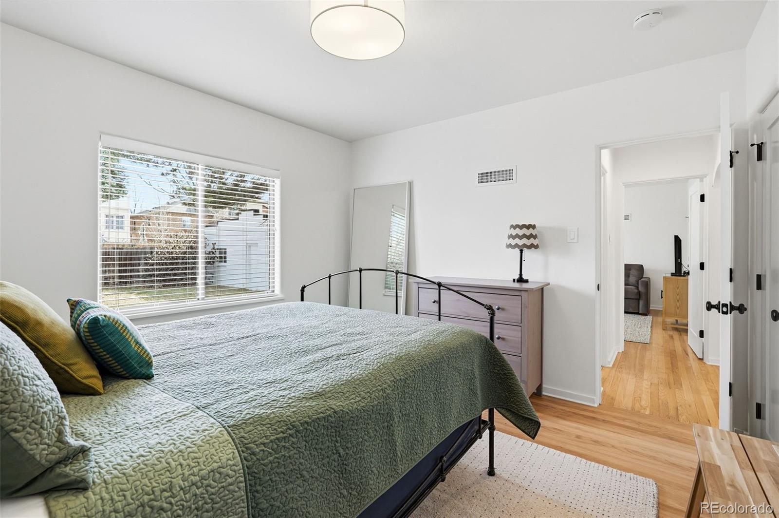 MLS Image #27 for 1120  grape street,denver, Colorado