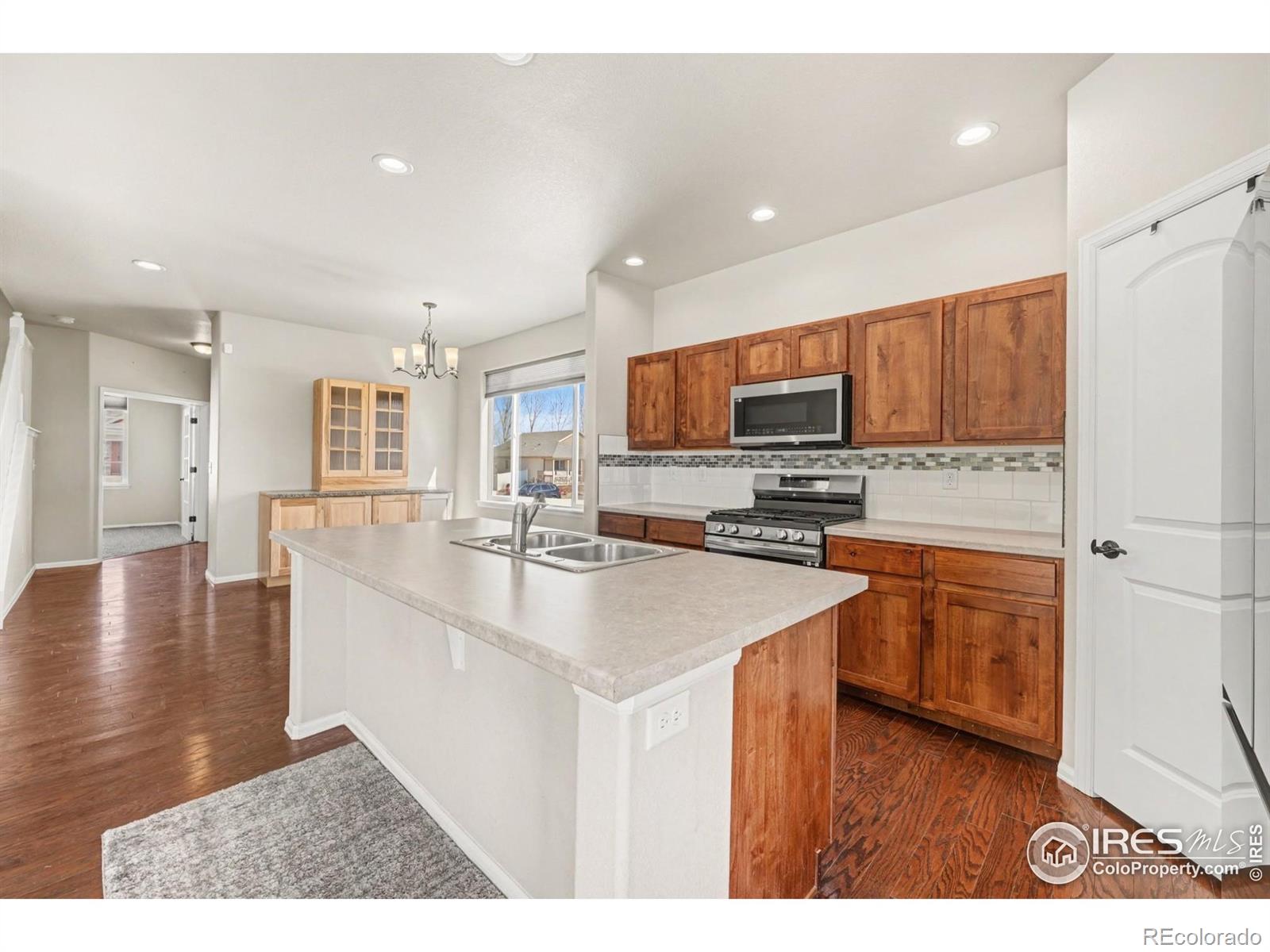 MLS Image #7 for 4624  mountain sky court,johnstown, Colorado