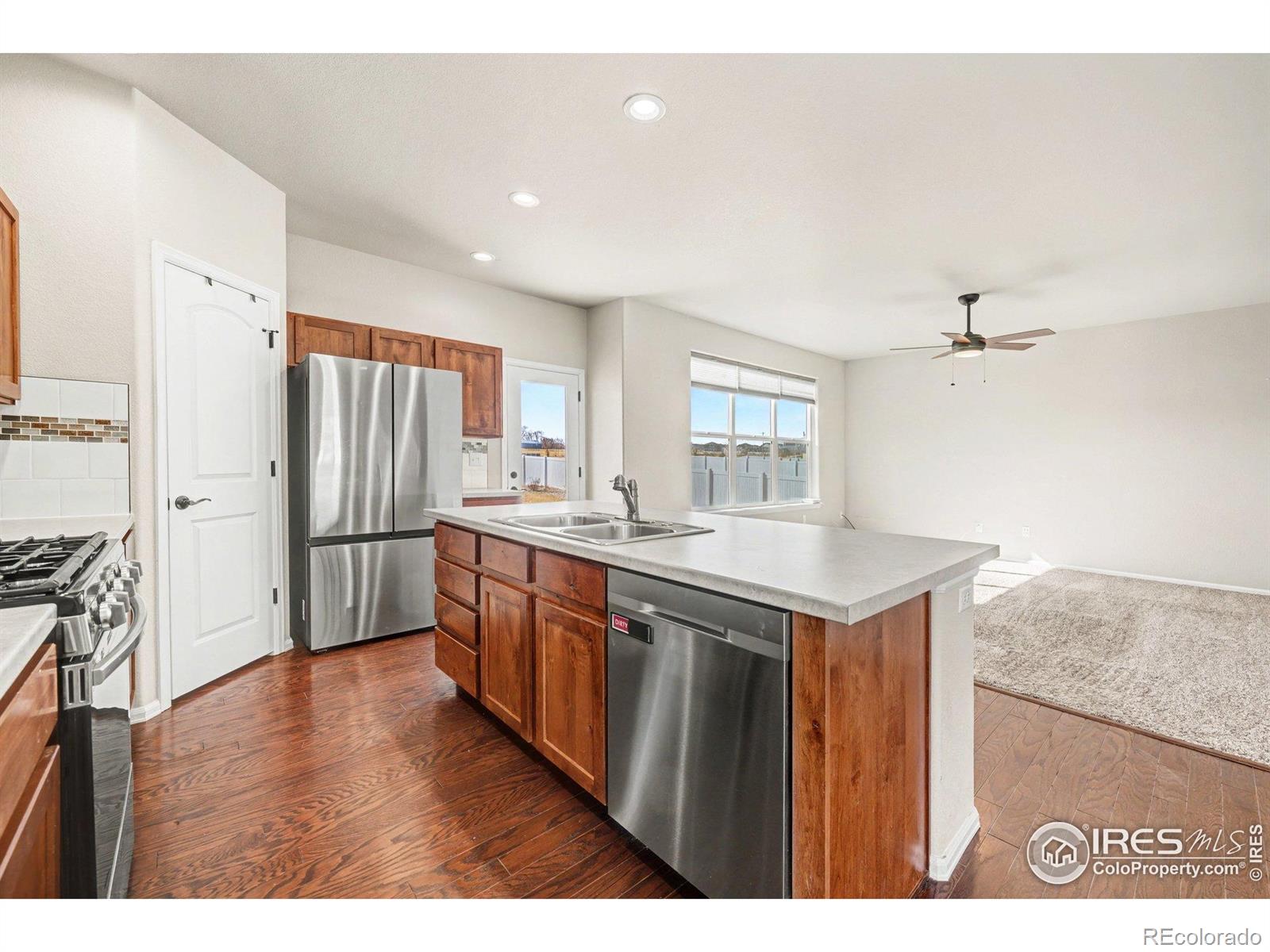 MLS Image #9 for 4624  mountain sky court,johnstown, Colorado