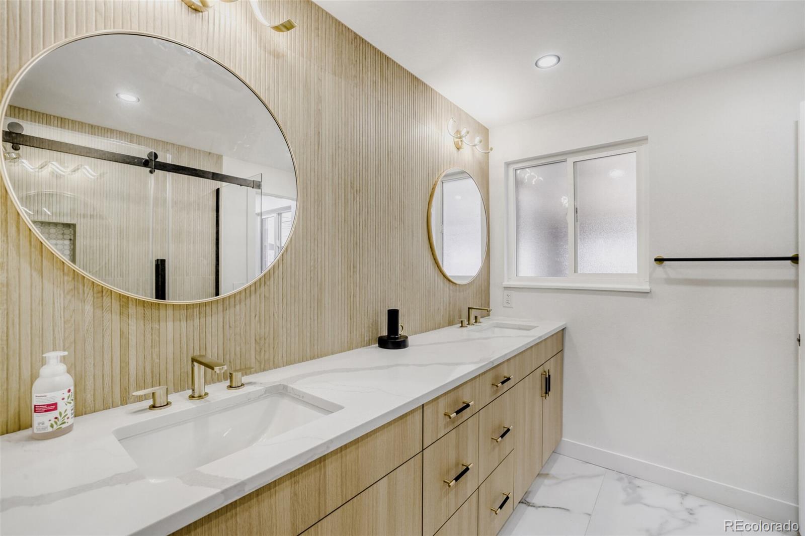 MLS Image #20 for 1302 s magnolia way,denver, Colorado
