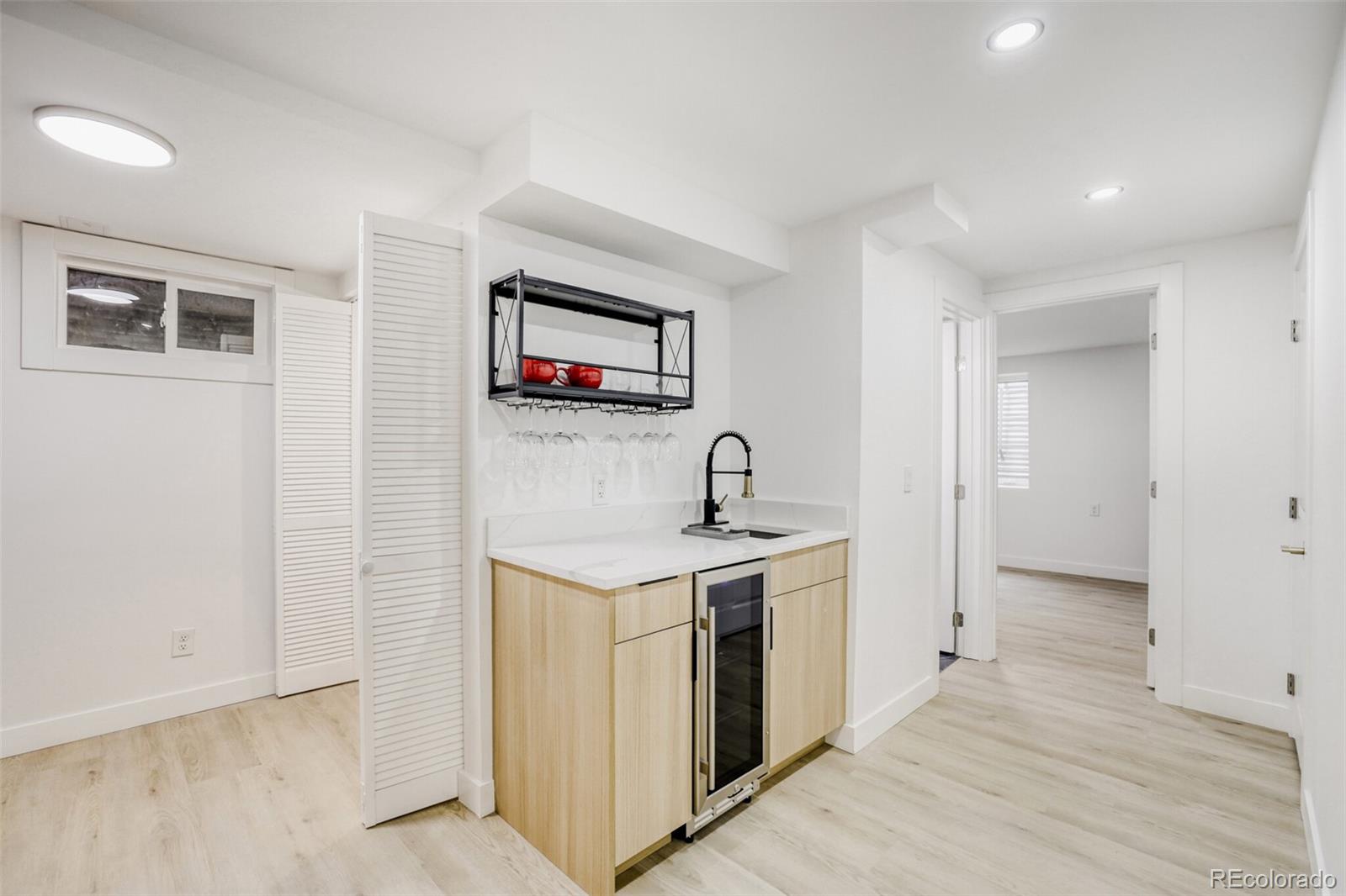 MLS Image #23 for 1302 s magnolia way,denver, Colorado