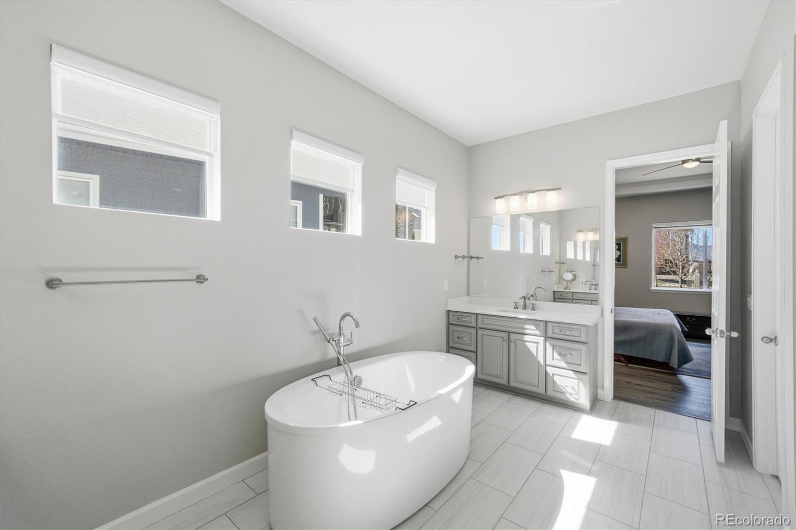 MLS Image #17 for 9035  basalt lane,littleton, Colorado