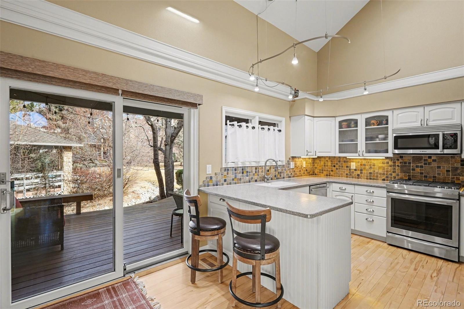 MLS Image #9 for 8505 e temple drive,denver, Colorado