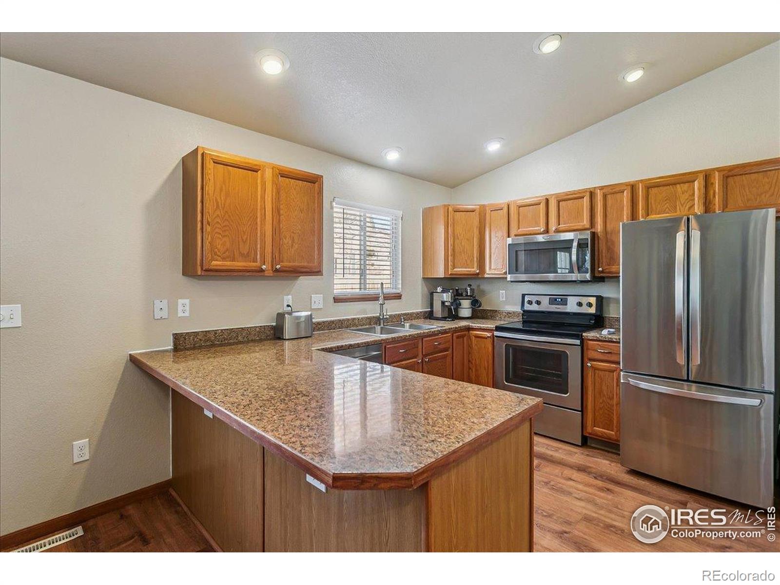 MLS Image #6 for 508  pebble beach avenue,johnstown, Colorado
