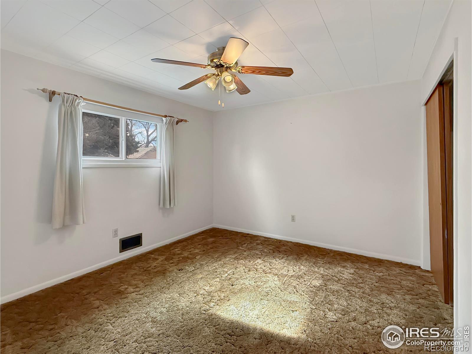 MLS Image #11 for 126 e bignel street,holyoke, Colorado