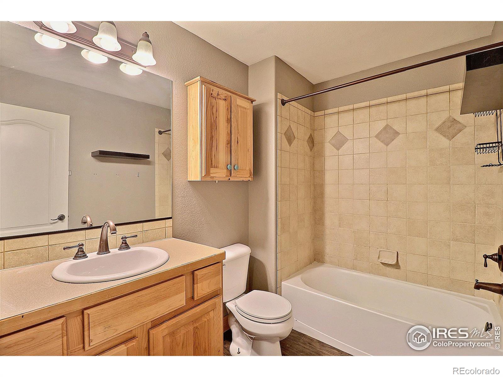 MLS Image #38 for 1753  clear creek court,windsor, Colorado