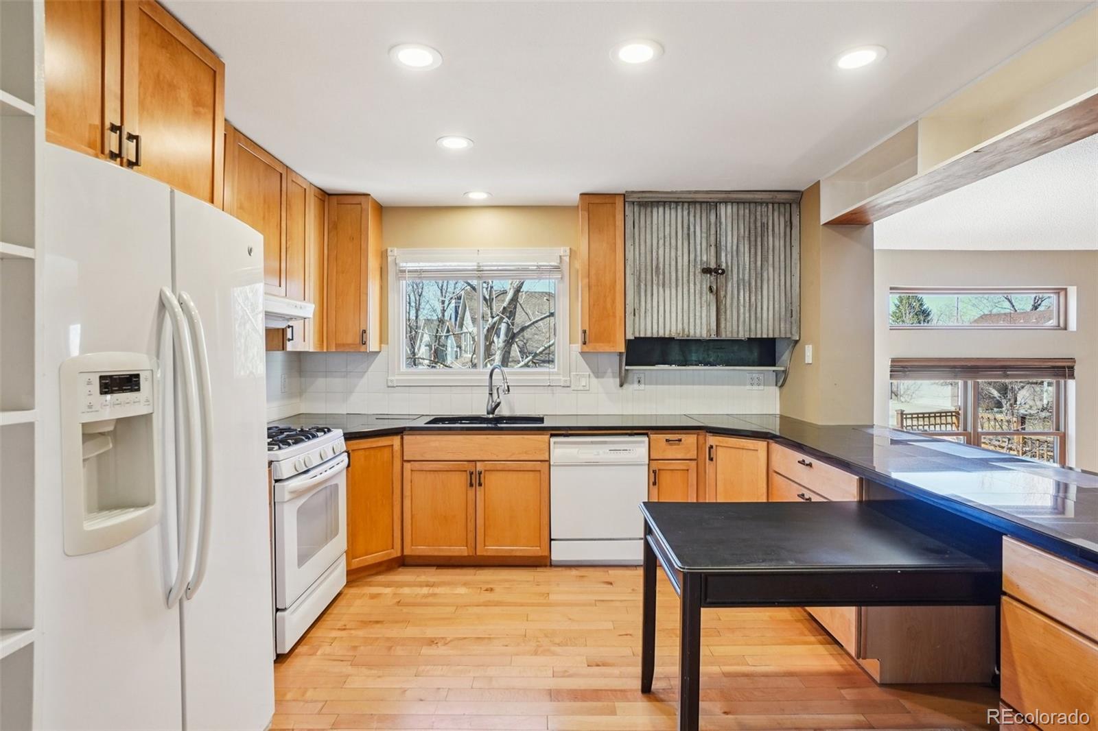 MLS Image #13 for 9025 w arizona drive,lakewood, Colorado