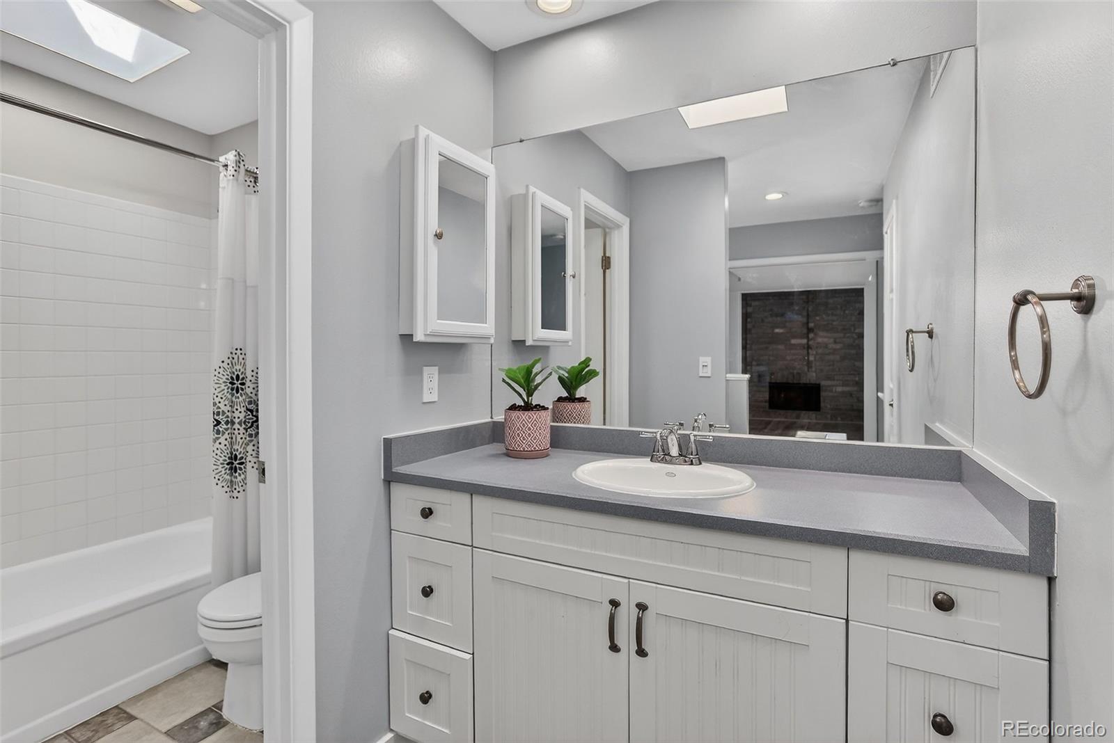 MLS Image #19 for 1253 s yosemite way 96,denver, Colorado