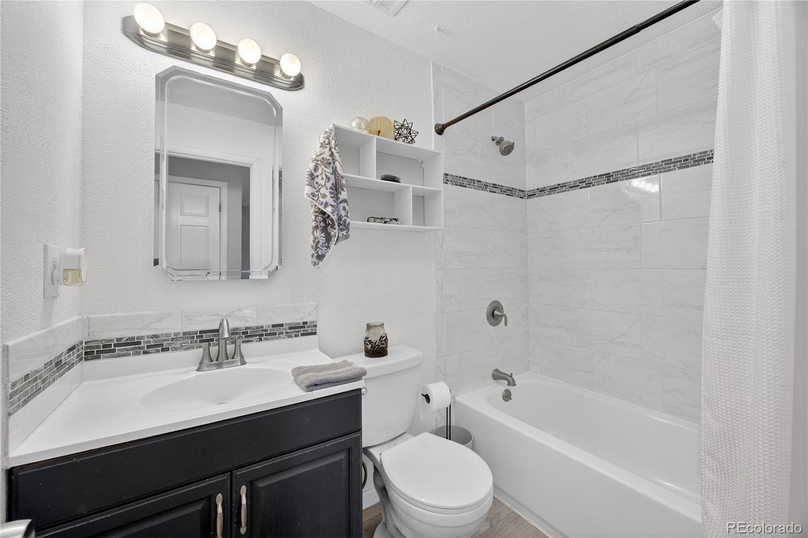 MLS Image #13 for 7107  wright court,arvada, Colorado