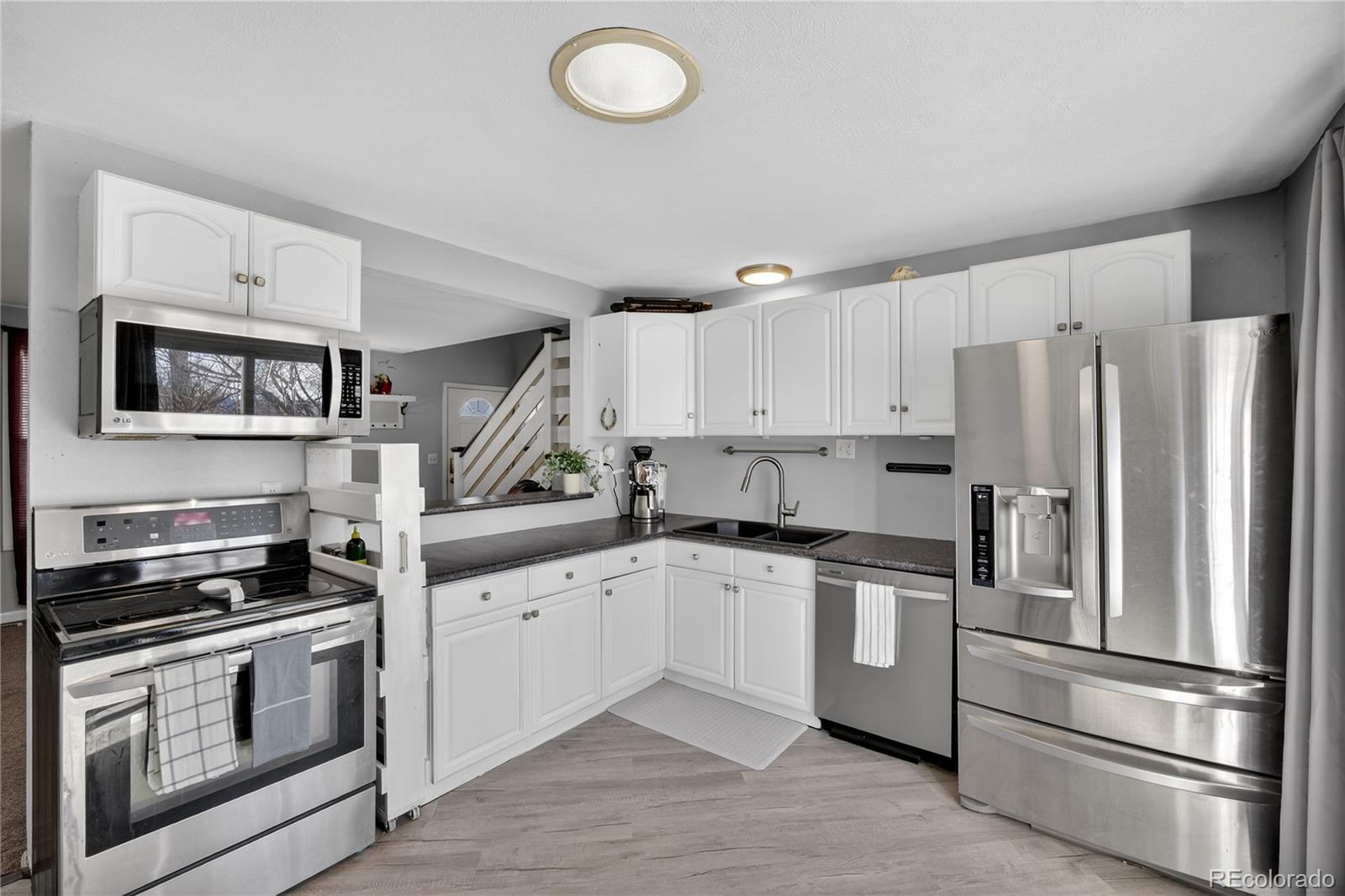 MLS Image #4 for 7107  wright court,arvada, Colorado