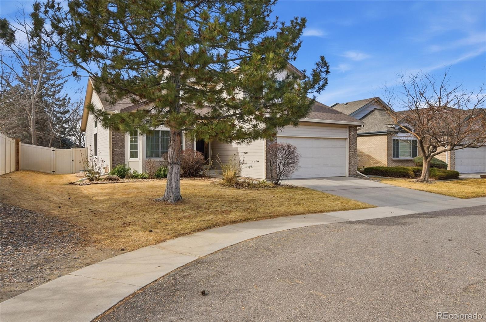 MLS Image #2 for 2297 s lima court,aurora, Colorado