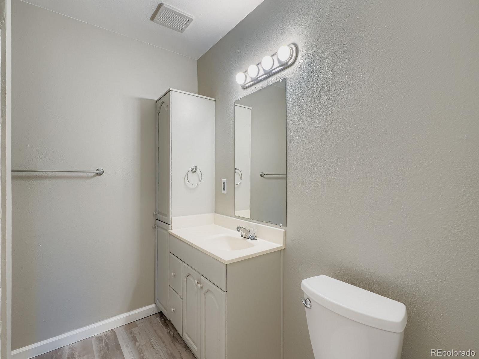 MLS Image #12 for 140 e highline circle,centennial, Colorado