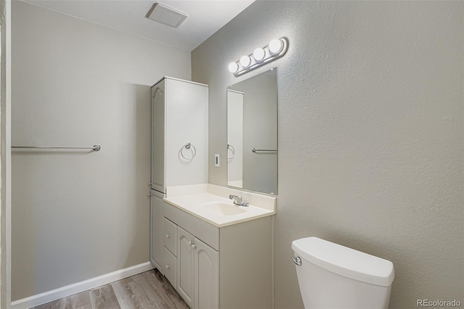 MLS Image #39 for 140 e highline circle,centennial, Colorado