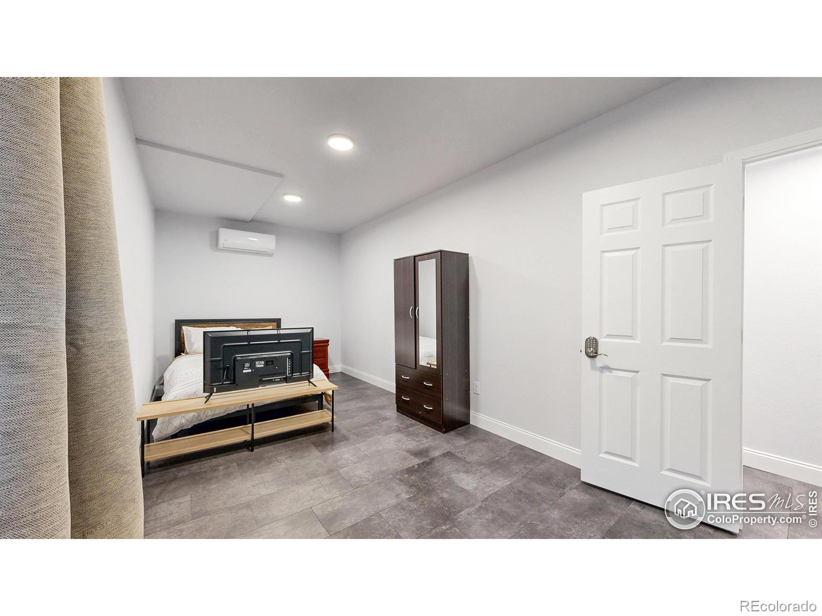 MLS Image #18 for 10527  troy street,commerce city, Colorado