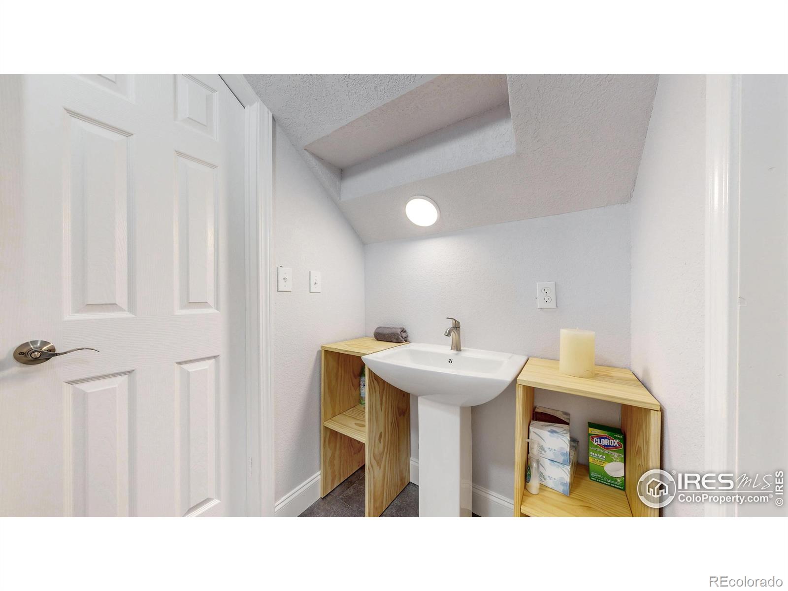 MLS Image #20 for 10527  troy street,commerce city, Colorado