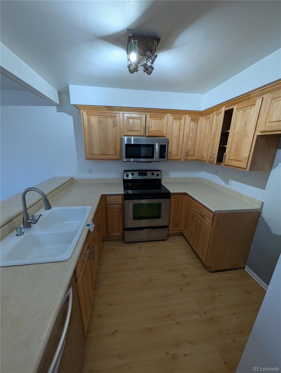 MLS Image #15 for 14093 e radcliff circle,aurora, Colorado