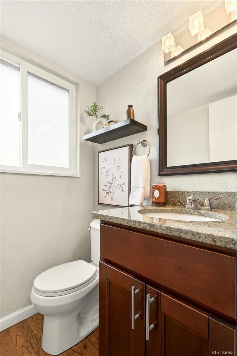 MLS Image #7 for 8615 e dartmouth avenue,denver, Colorado
