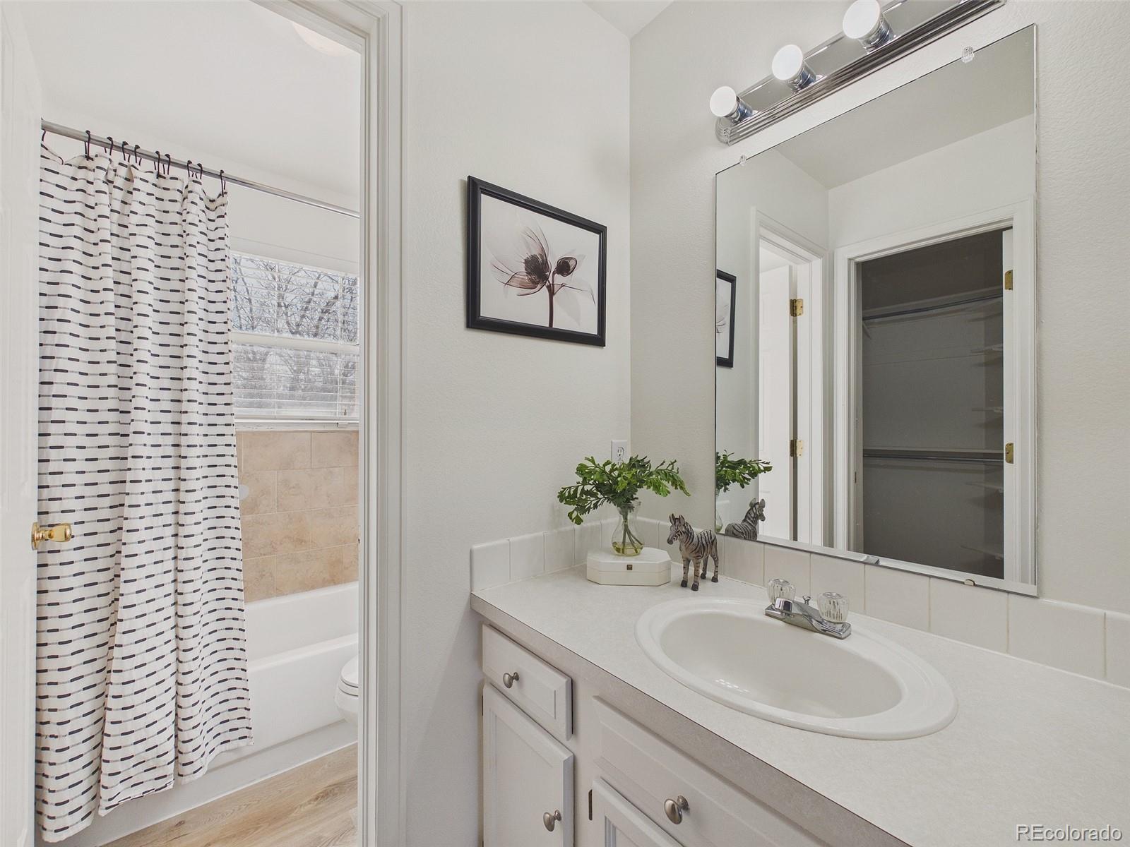 MLS Image #12 for 6320  yank court c,arvada, Colorado