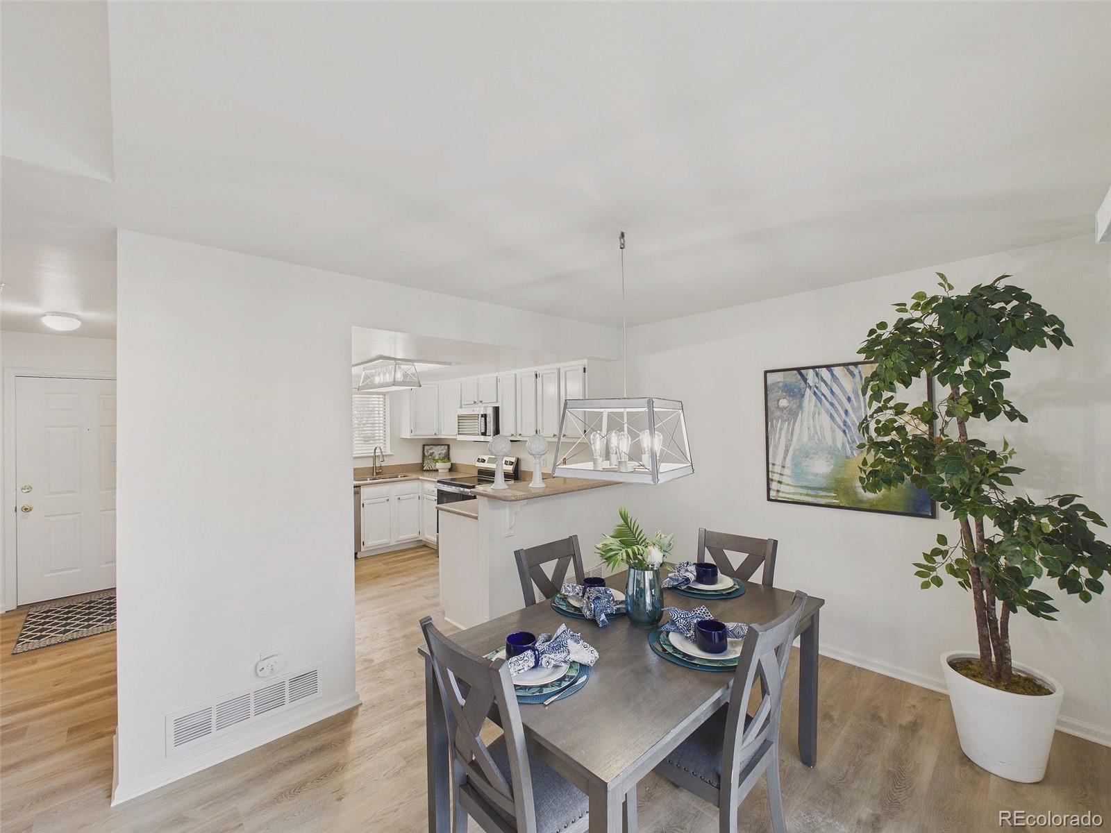 MLS Image #4 for 6320  yank court c,arvada, Colorado