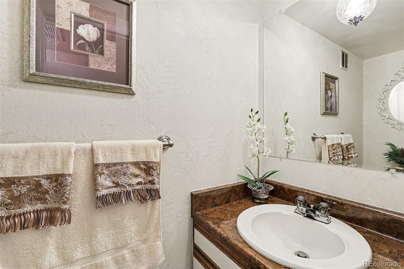 MLS Image #18 for 7651  oak street,arvada, Colorado