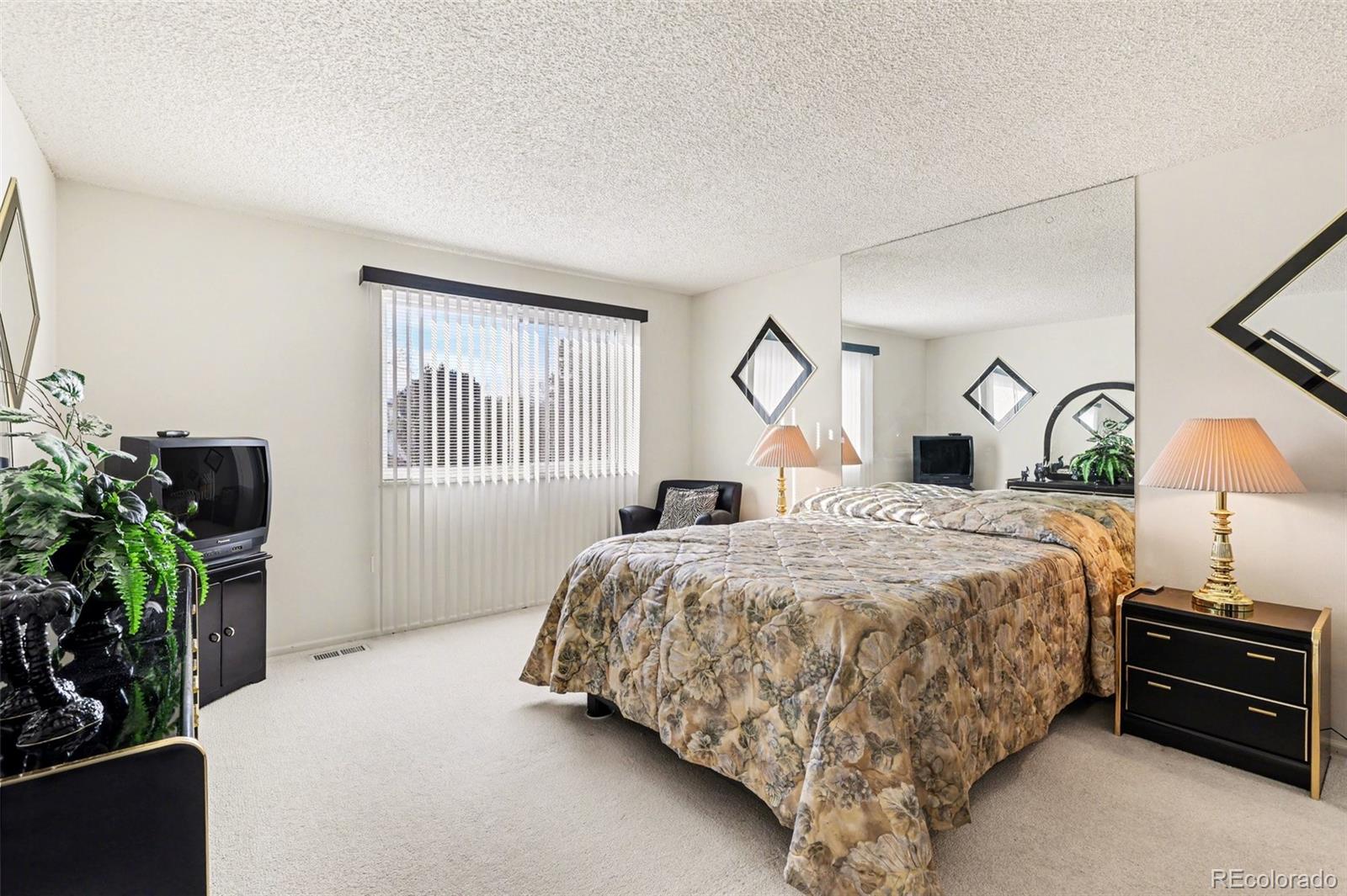 MLS Image #22 for 7651  oak street,arvada, Colorado