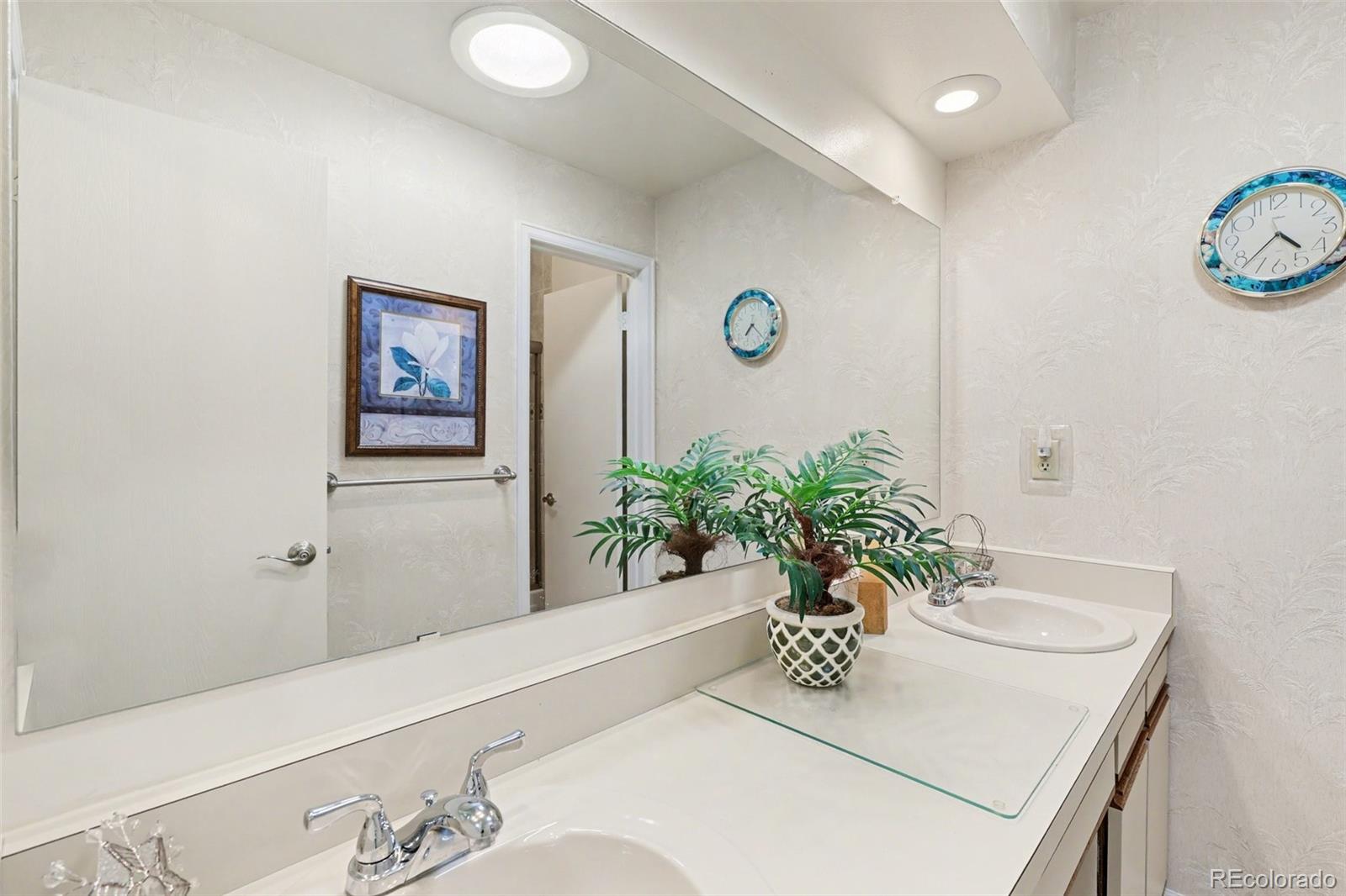 MLS Image #26 for 7651  oak street,arvada, Colorado