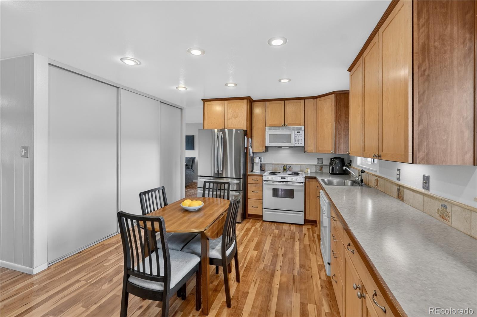 MLS Image #12 for 3362 s sedalia way,aurora, Colorado