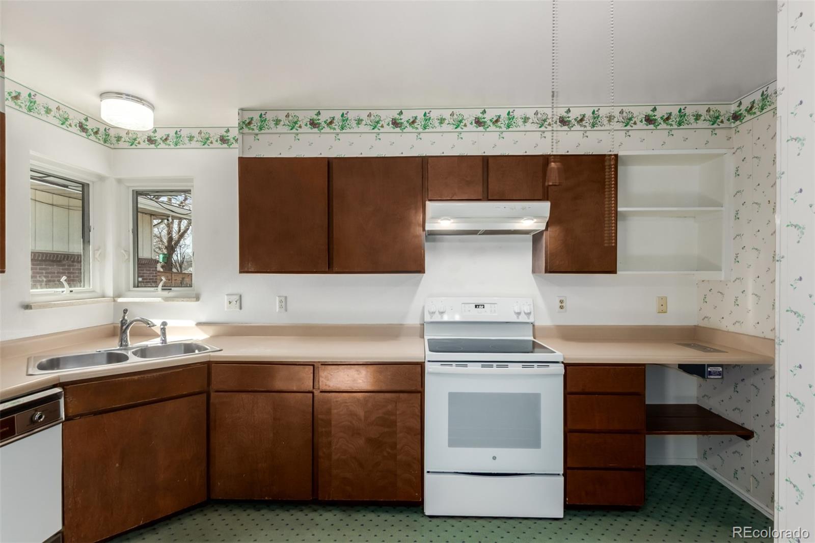 MLS Image #10 for 1881 s fillmore street,denver, Colorado