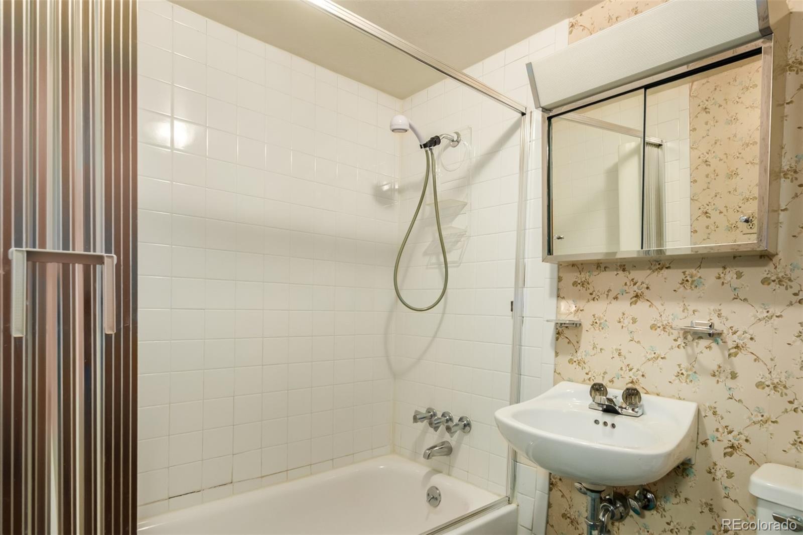 MLS Image #26 for 1881 s fillmore street,denver, Colorado