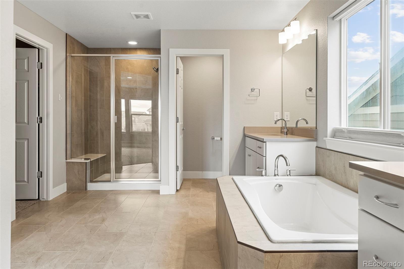 MLS Image #23 for 3997  owl creek court,loveland, Colorado