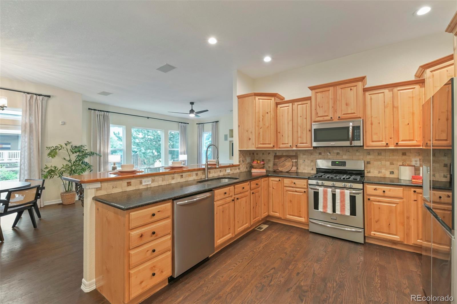 MLS Image #10 for 10507  salida street,commerce city, Colorado