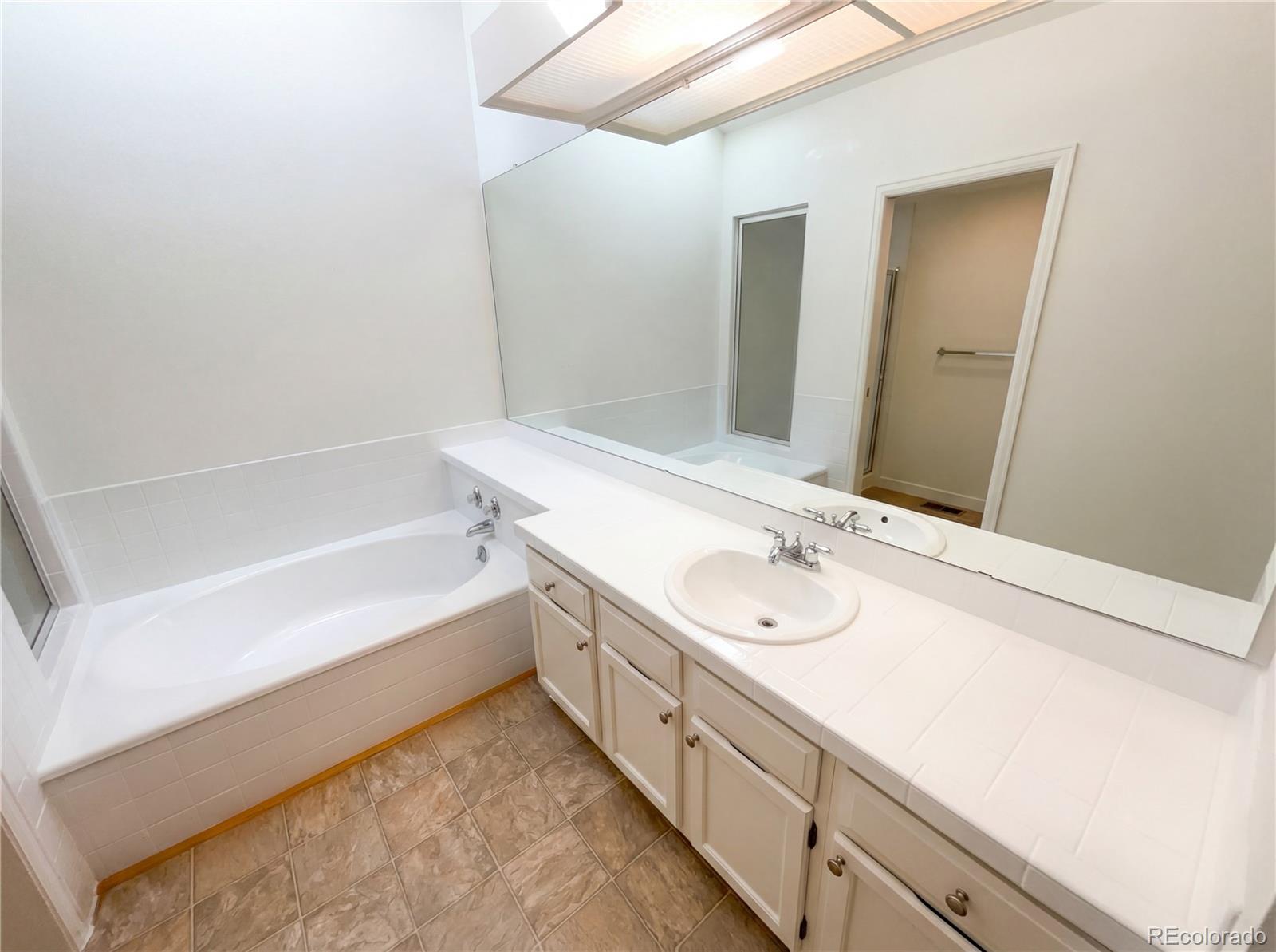 MLS Image #16 for 2685 s dayton way,denver, Colorado