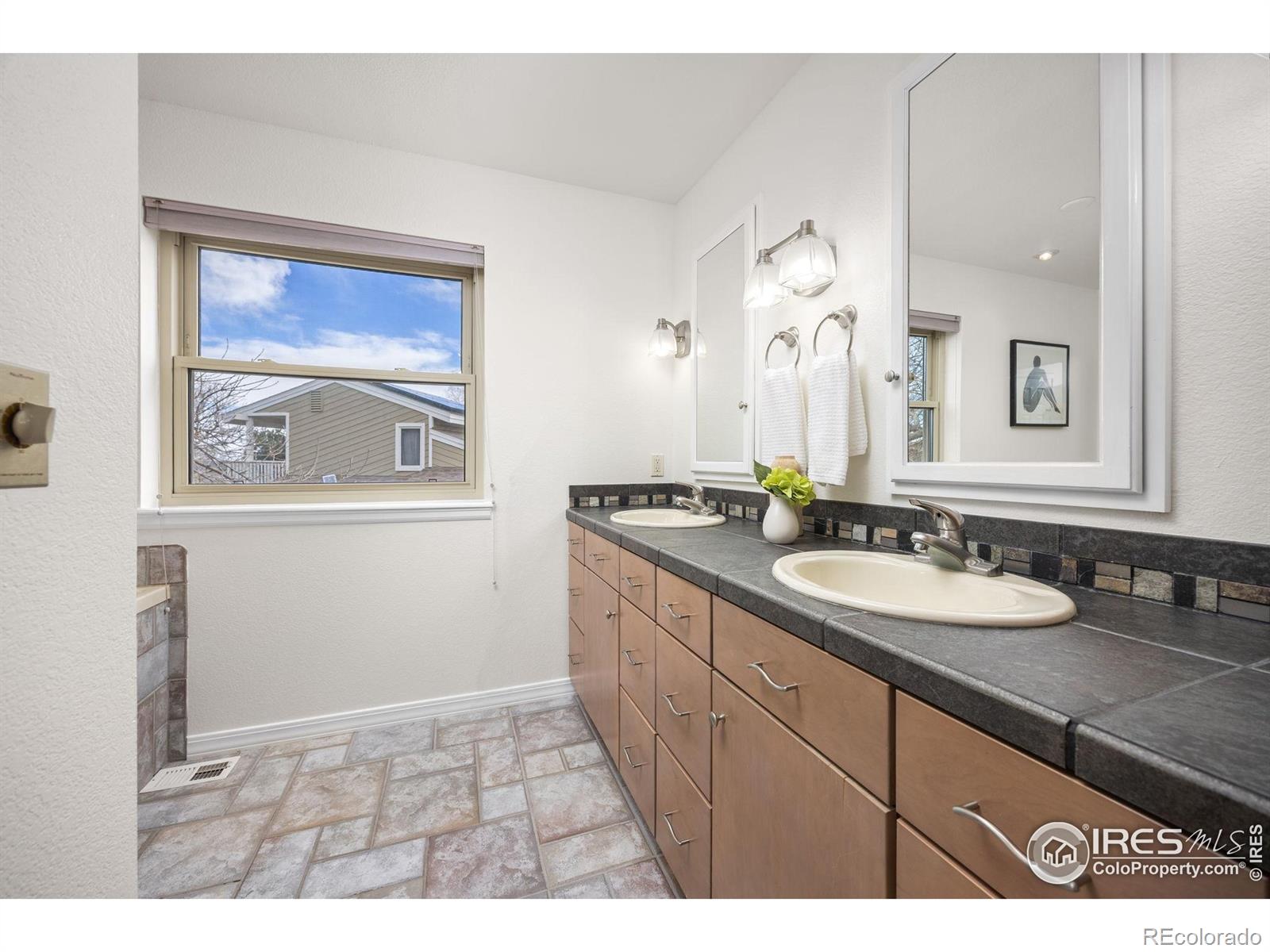 MLS Image #21 for 527 w ash court,louisville, Colorado