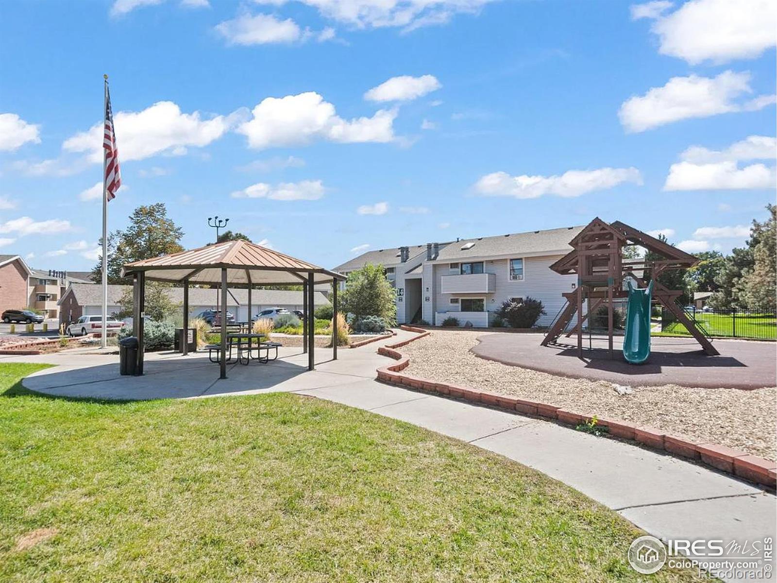 MLS Image #19 for 10150 e virginia avenue,denver, Colorado