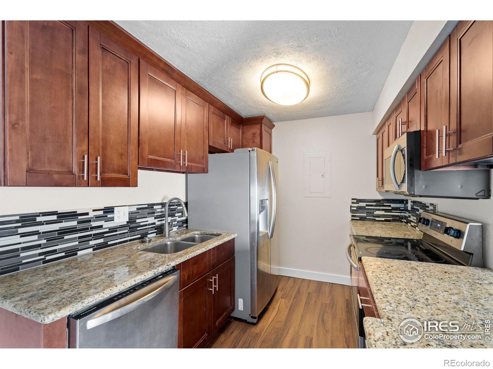 MLS Image #6 for 10150 e virginia avenue,denver, Colorado