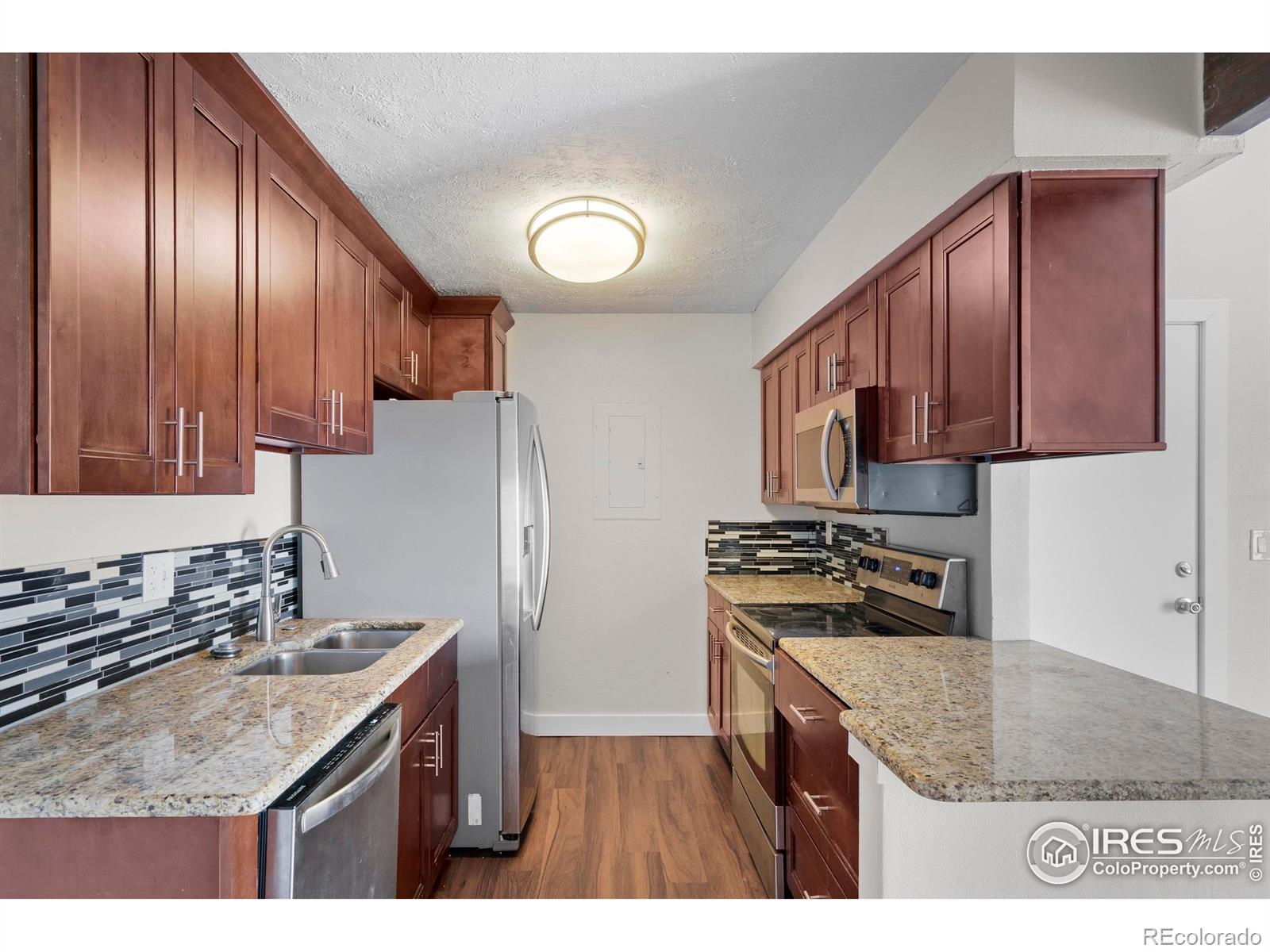 MLS Image #7 for 10150 e virginia avenue,denver, Colorado