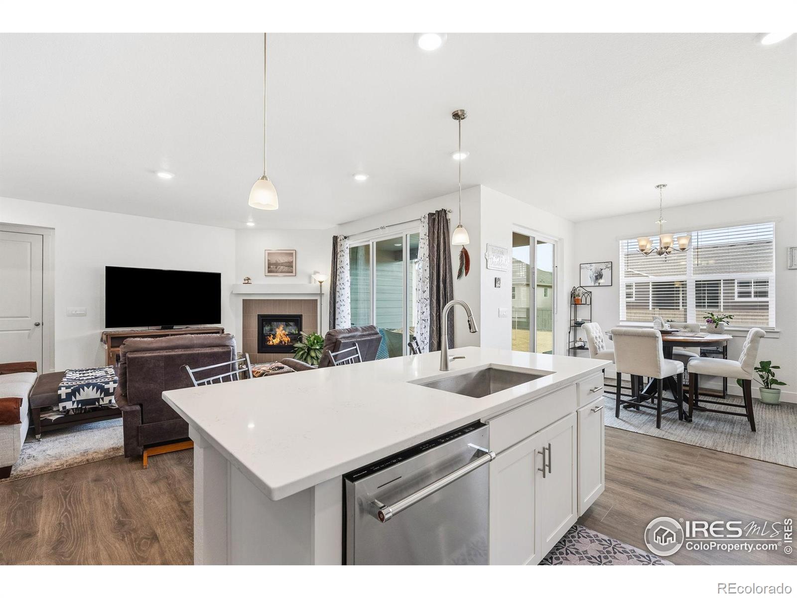 MLS Image #5 for 1832  sawtooth mountain drive,berthoud, Colorado