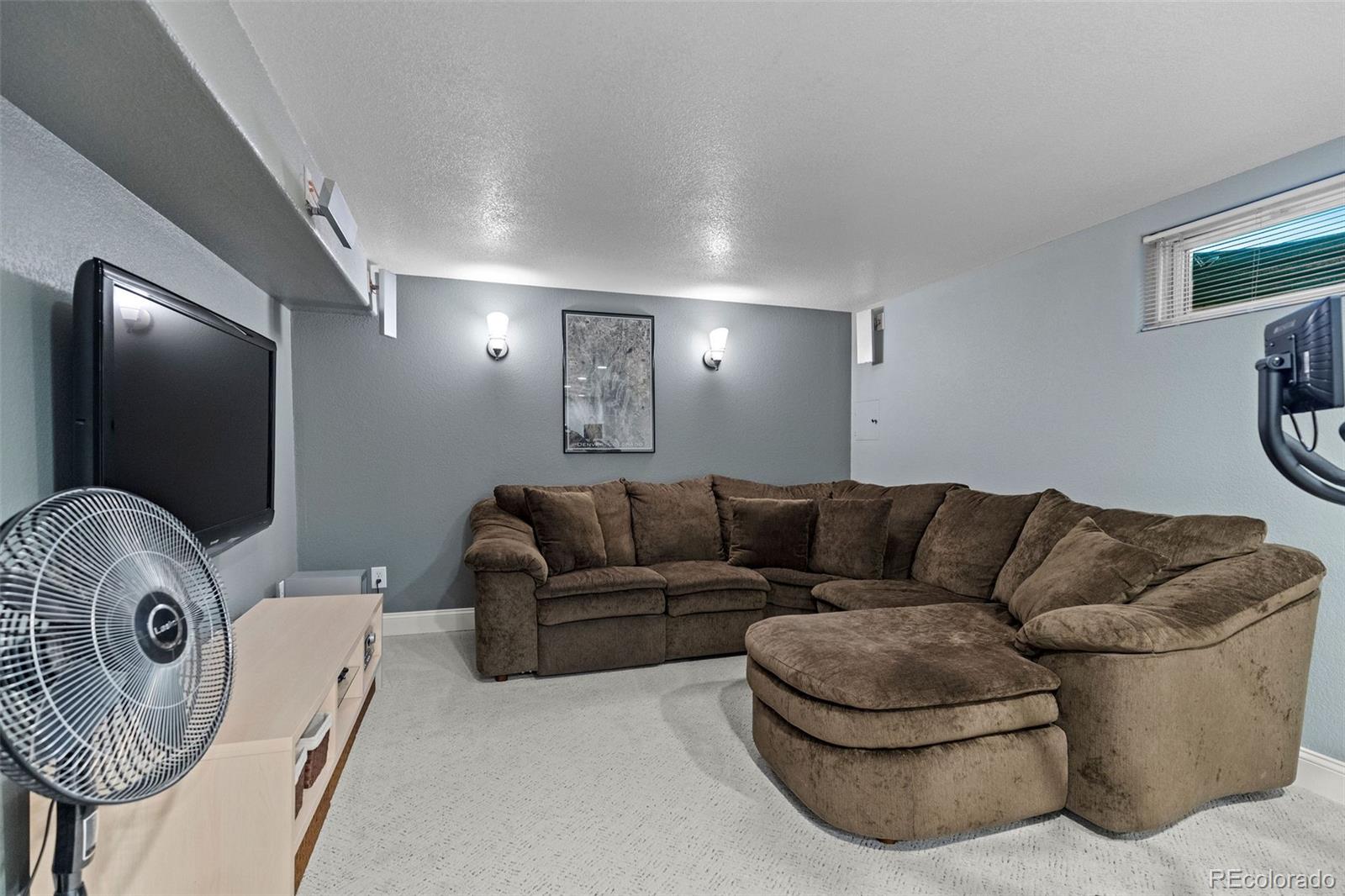 MLS Image #29 for 3157 s xenia street,denver, Colorado
