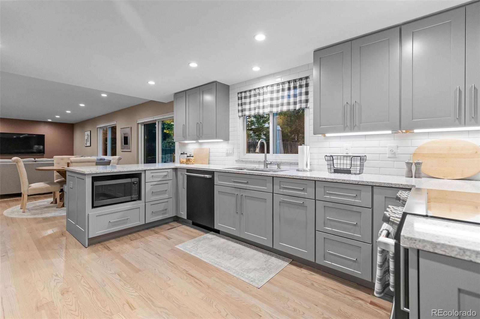 MLS Image #7 for 3157 s xenia street,denver, Colorado