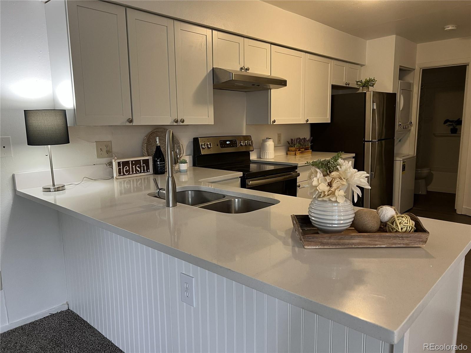MLS Image #5 for 922 s dearborn way 5,aurora, Colorado