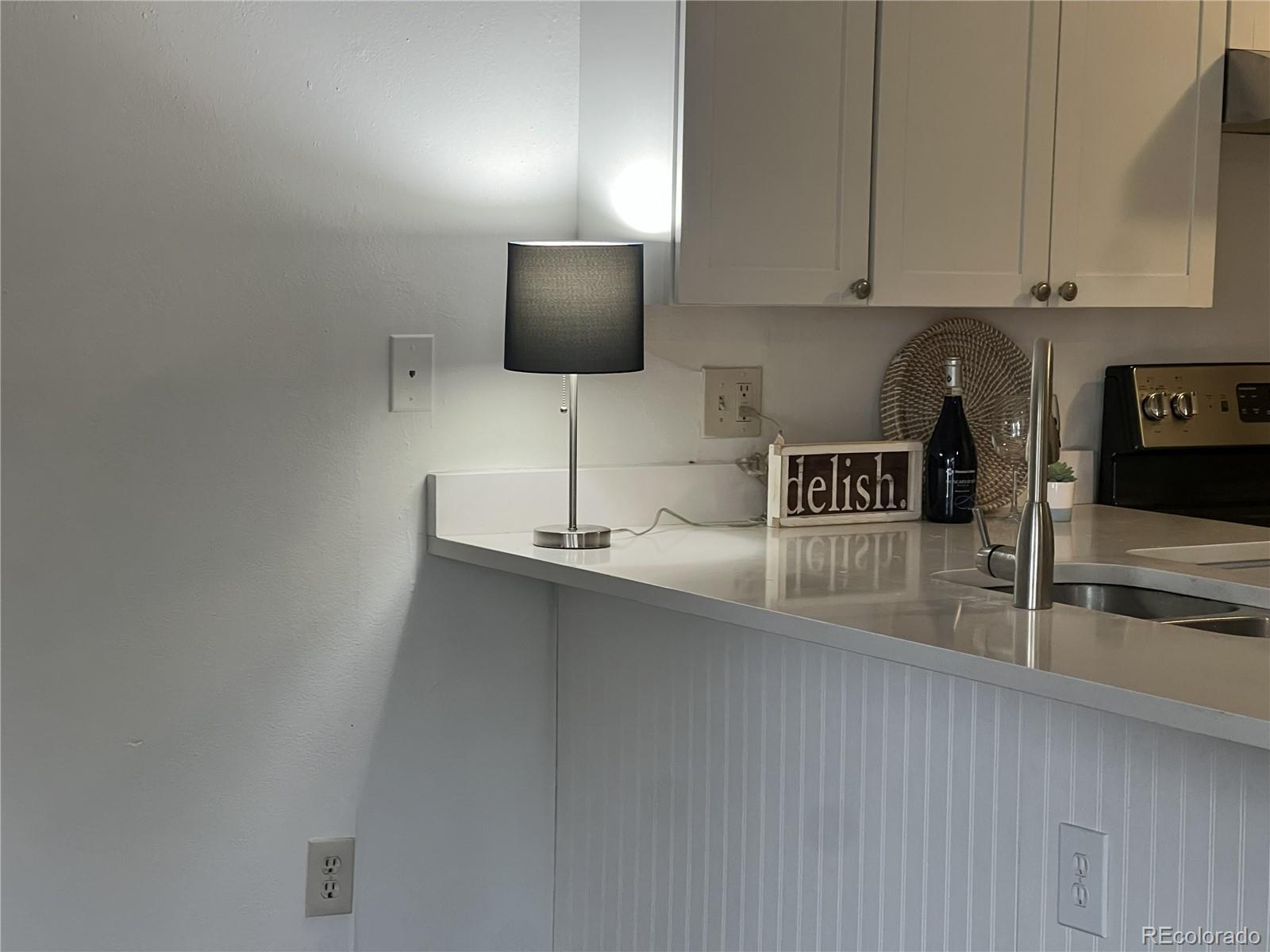 MLS Image #8 for 922 s dearborn way 5,aurora, Colorado