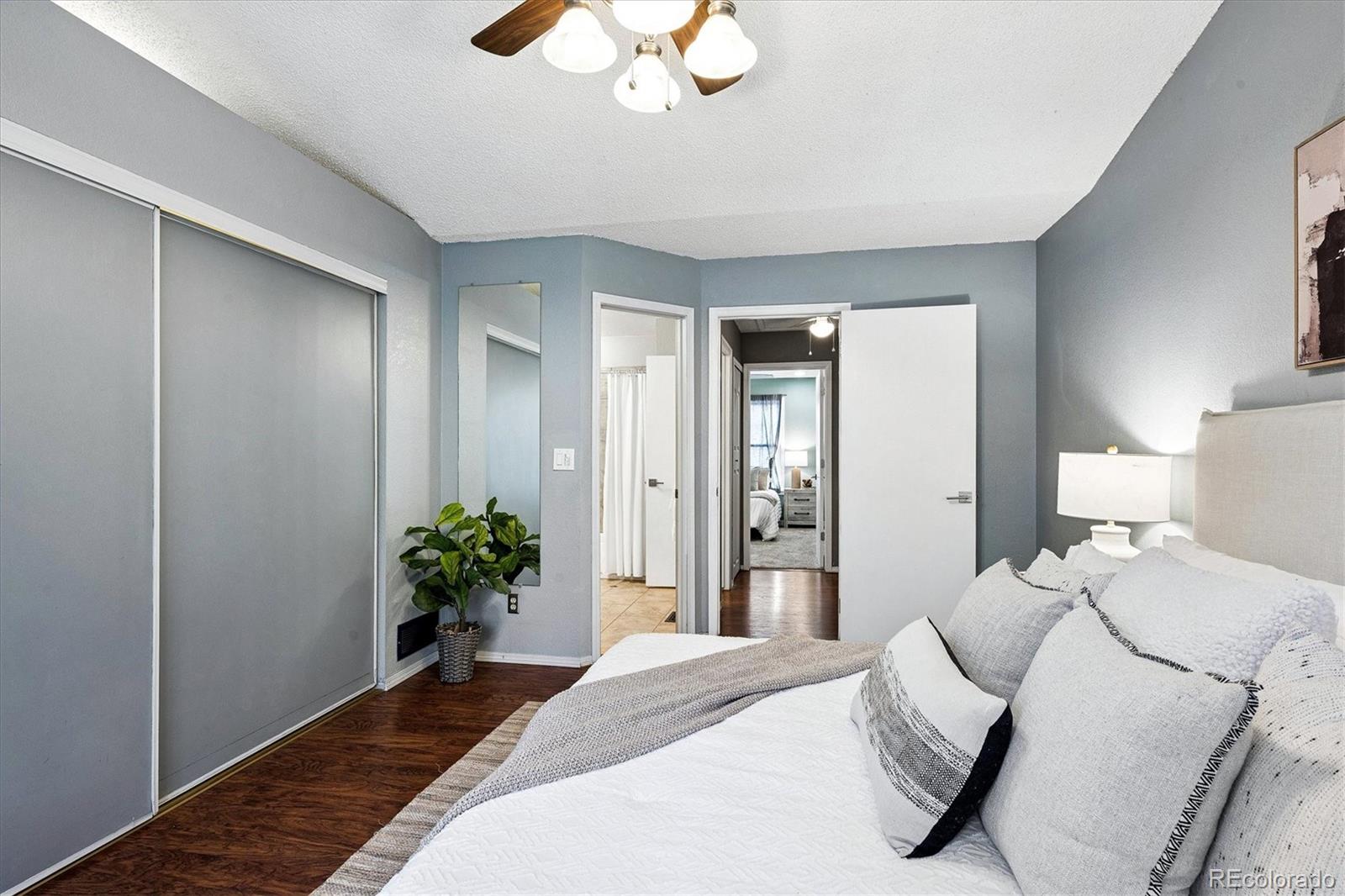 MLS Image #18 for 922 s paris court,aurora, Colorado