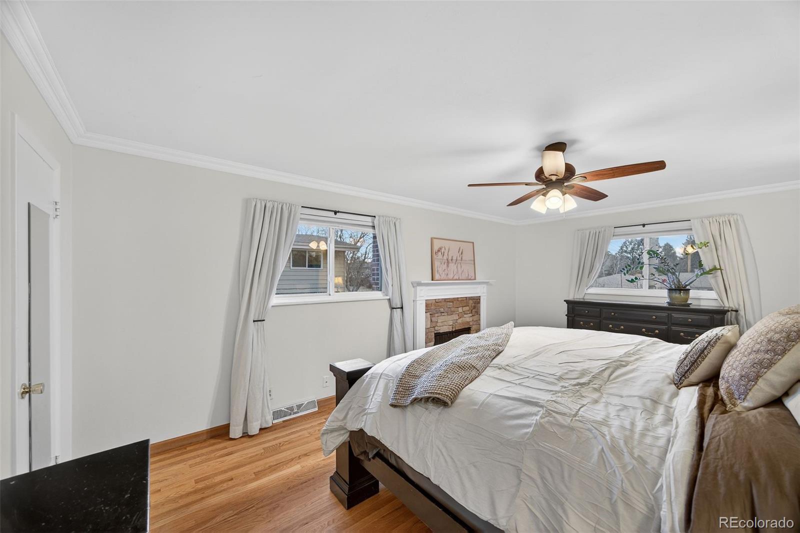 MLS Image #16 for 2906 s xanthia court,denver, Colorado