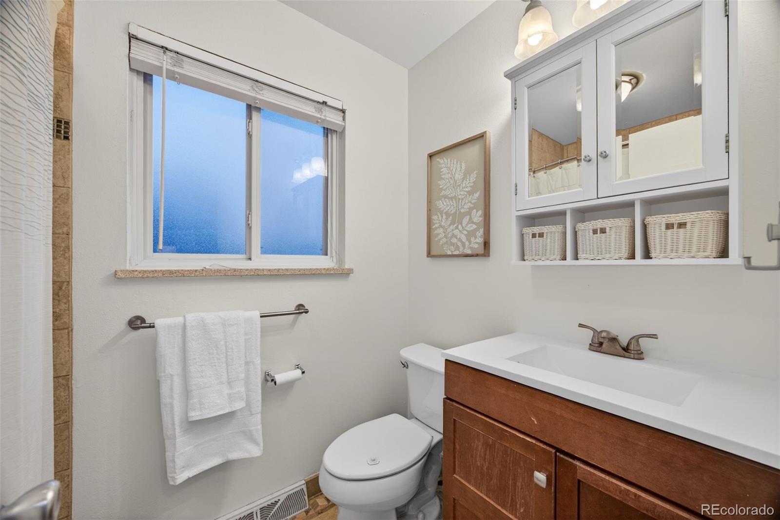 MLS Image #22 for 2906 s xanthia court,denver, Colorado
