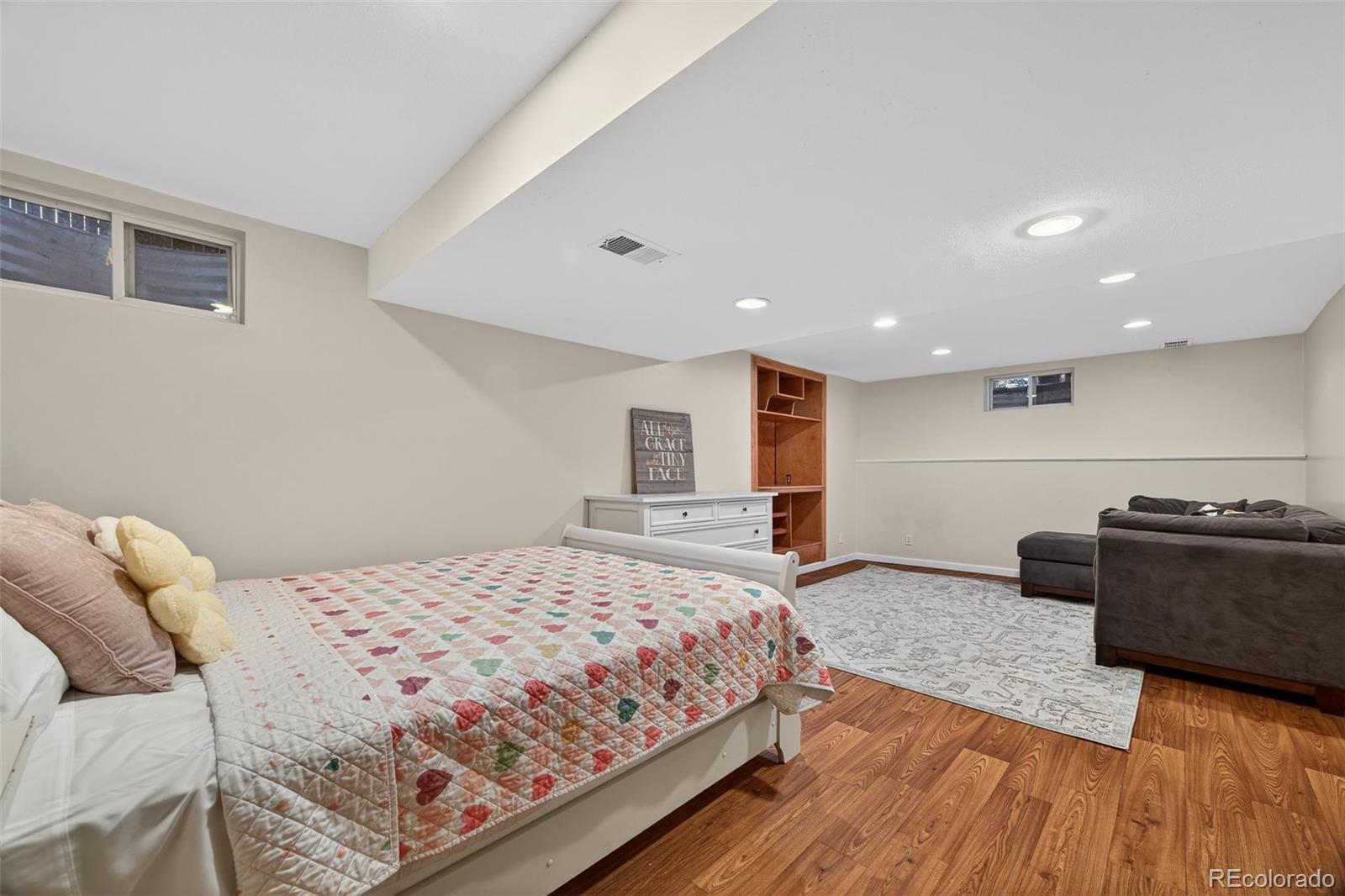 MLS Image #24 for 2906 s xanthia court,denver, Colorado
