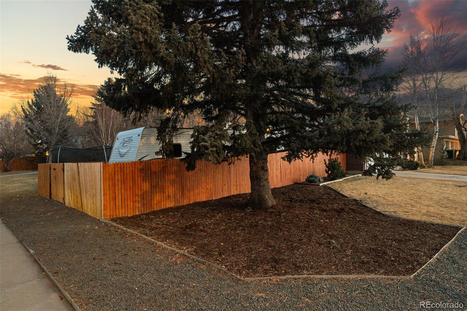 MLS Image #34 for 2906 s xanthia court,denver, Colorado
