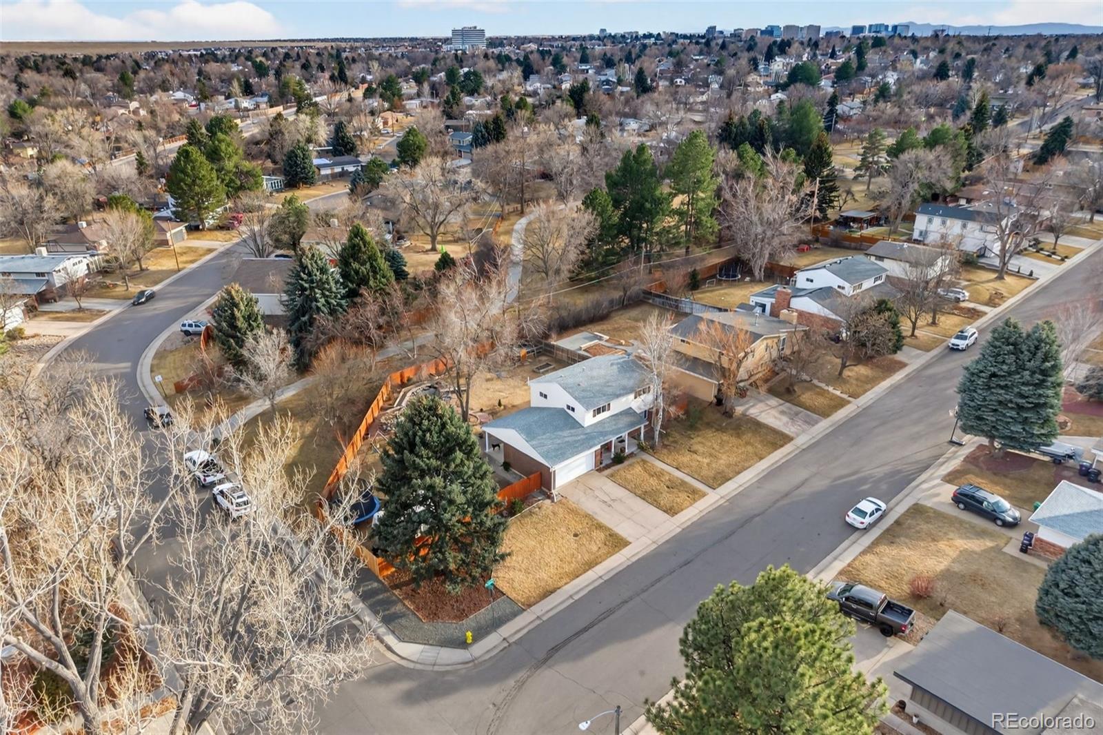 MLS Image #39 for 2906 s xanthia court,denver, Colorado